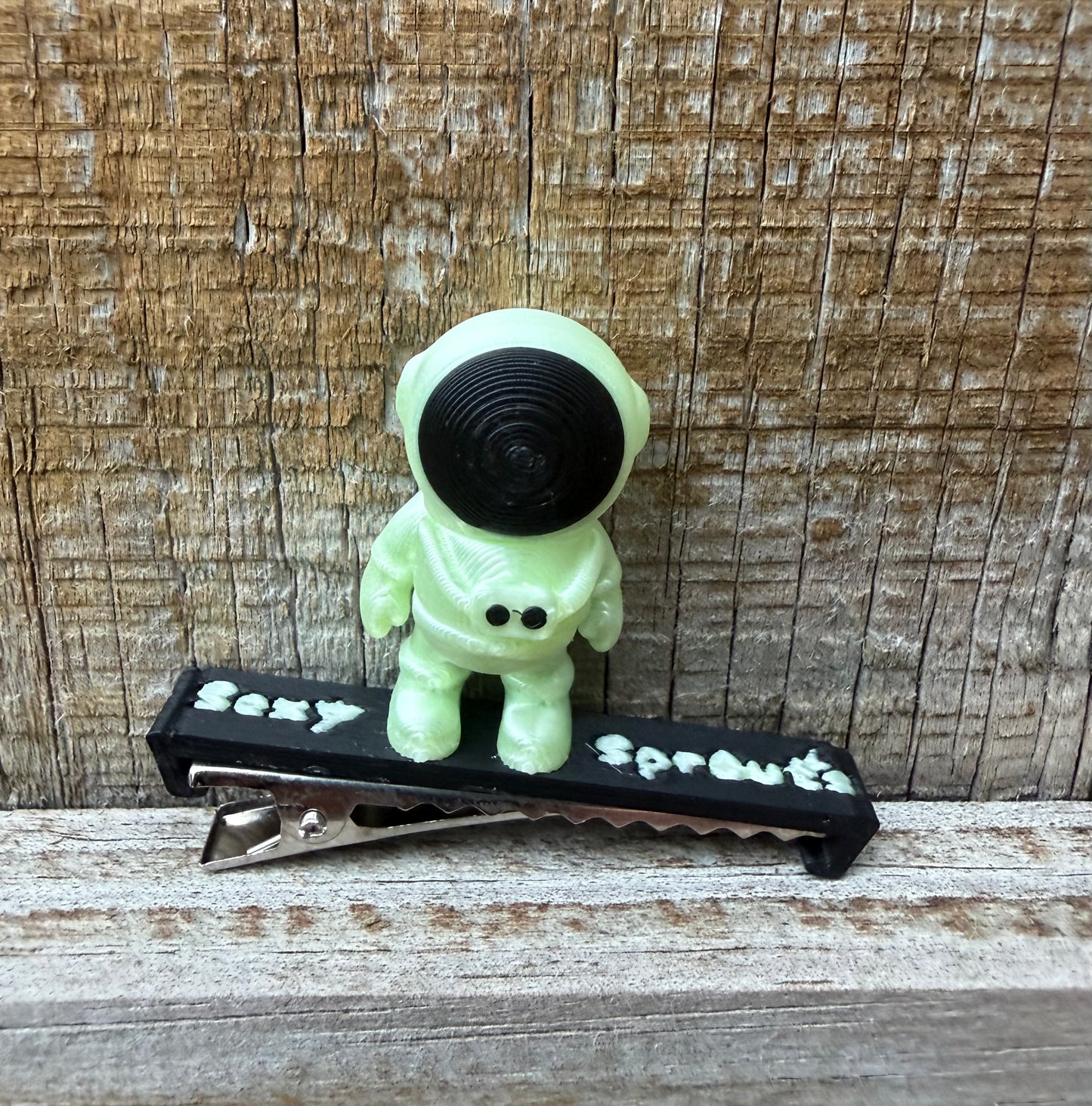 GLOW Astronaut Sprout